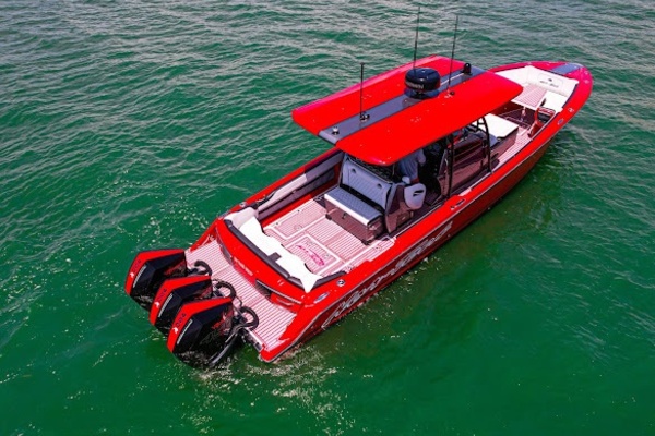 2022Nor Tech 39 ft 390 Sport   In The Red