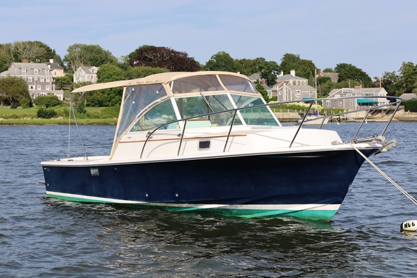 THE ENDLESS SUMMER 25ft Hunt Yachts Yacht For Sale