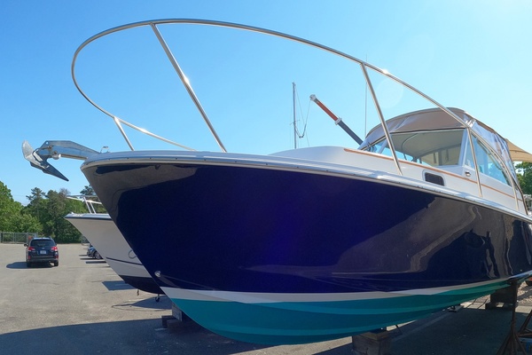 THE ENDLESS SUMMER 25ft Hunt Yachts Yacht For Sale