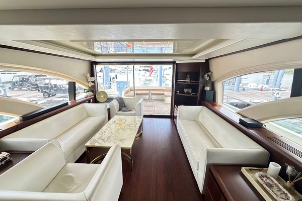 Minimal Risk 75ft Azimut Yacht For Sale