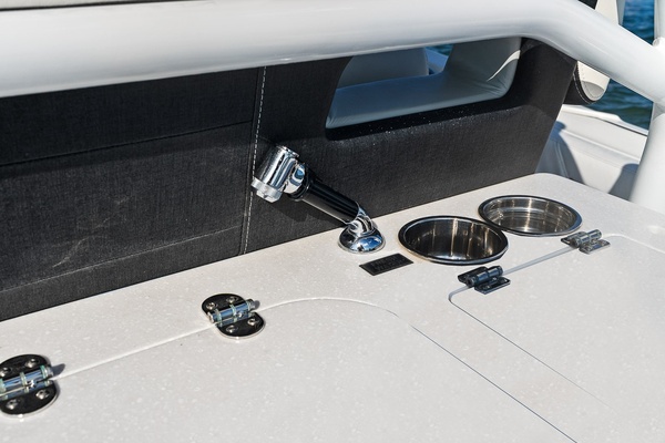 33ft Blackfin Yacht For Sale