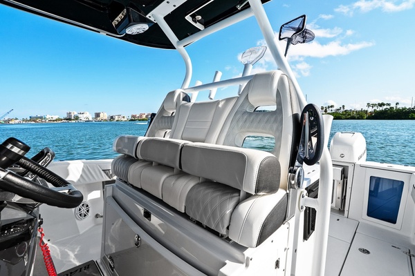 33ft Blackfin Yacht For Sale