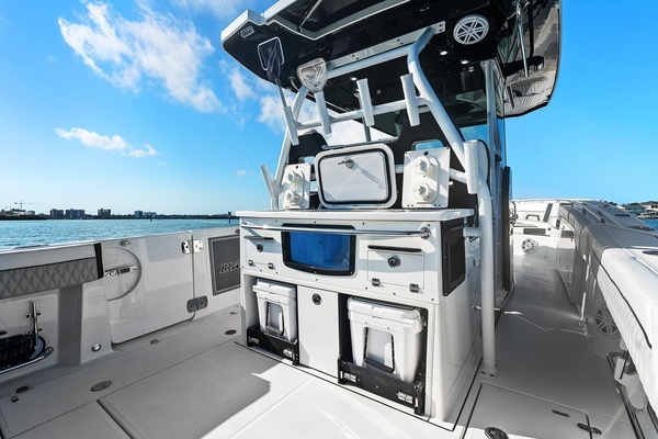33ft Blackfin Yacht For Sale
