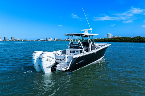 33ft Blackfin Yacht For Sale