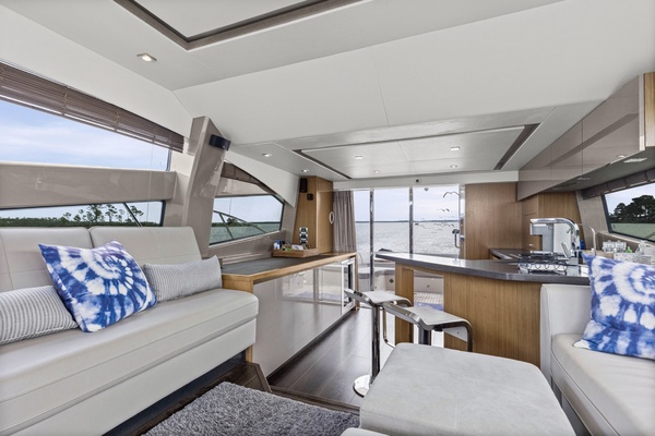 55ft Sea Ray Yacht For Sale