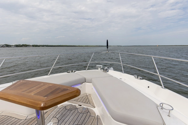 Sea Ray L 550 Yacht For Sale
