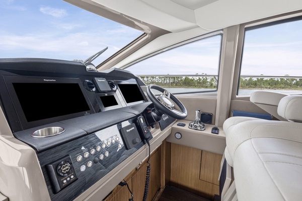 55ft Sea Ray Yacht For Sale