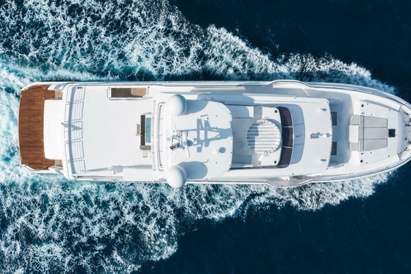 SANIBELLA 100ft Horizon Yacht For Sale