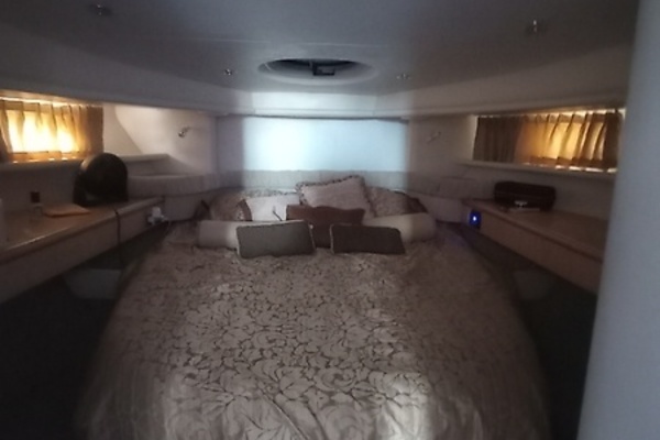 Sea Pebbles 46ft Maxum Yacht For Sale