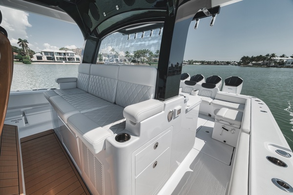48ft HCB Yacht For Sale