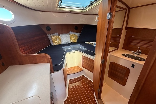 Halcyon 34ft Hinckley Yacht For Sale