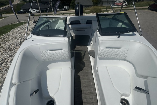 20ft Four Winns Yacht For Sale