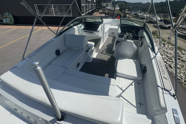 20ft Four Winns Yacht For Sale