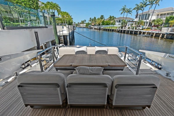 R Boat 75ft Absolute Yacht For Sale