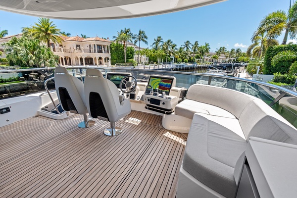 R Boat 75ft Absolute Yacht For Sale