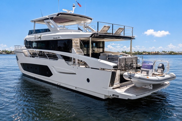 R Boat 75ft Absolute Yacht For Sale