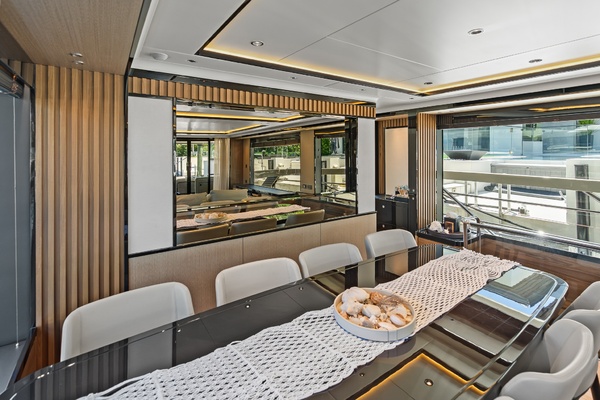 R Boat 75ft Absolute Yacht For Sale