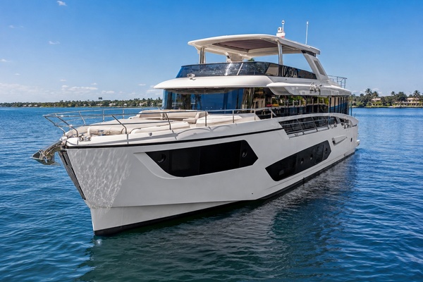 R Boat 75ft Absolute Yacht For Sale