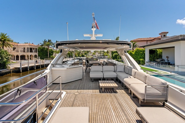 R Boat 75ft Absolute Yacht For Sale