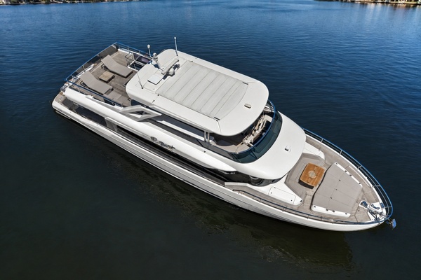 R Boat 75ft Absolute Yacht For Sale
