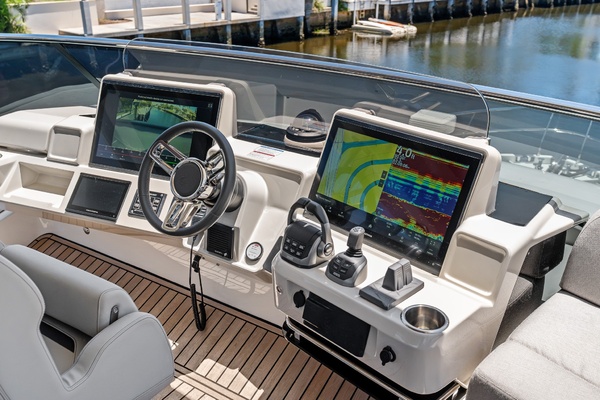 R Boat 75ft Absolute Yacht For Sale