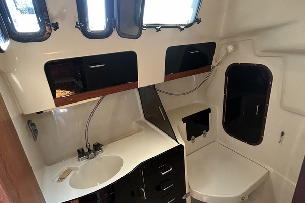Hunter 336 head1