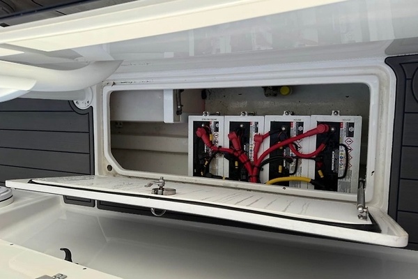 Relapse 39ft Nor Tech Yacht For Sale