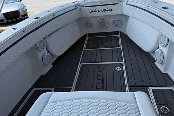 Relapse 39ft Nor Tech Yacht For Sale