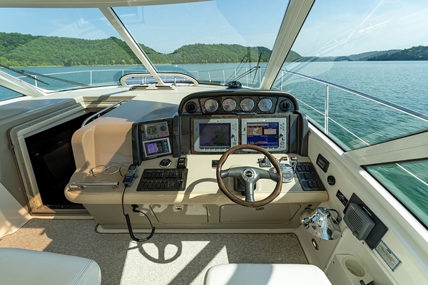 T S LAKE HOUSE 48ft Sea Ray Yacht For Sale