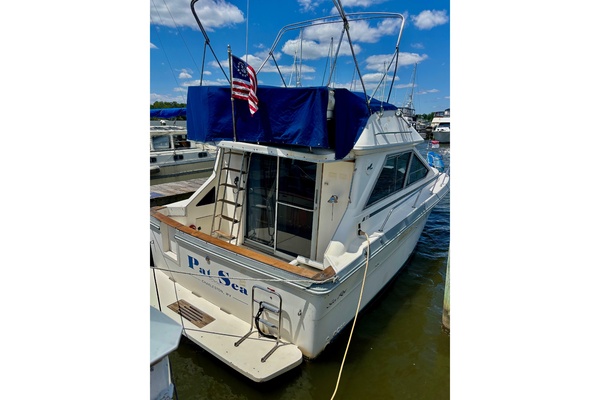 30ft Sea Ray Yacht For Sale