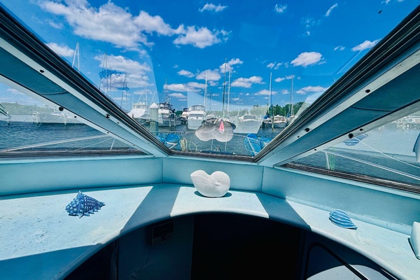 30ft Sea Ray Yacht For Sale