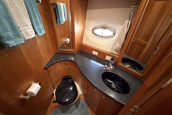 43ft Silverton Yacht For Sale