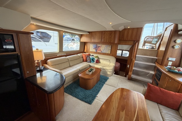 43ft Silverton Yacht For Sale