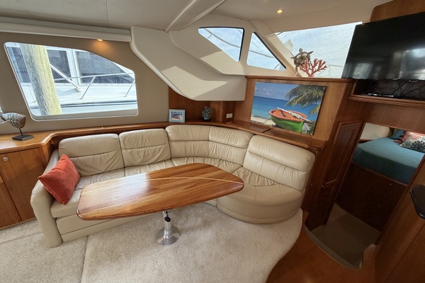 43ft Silverton Yacht For Sale