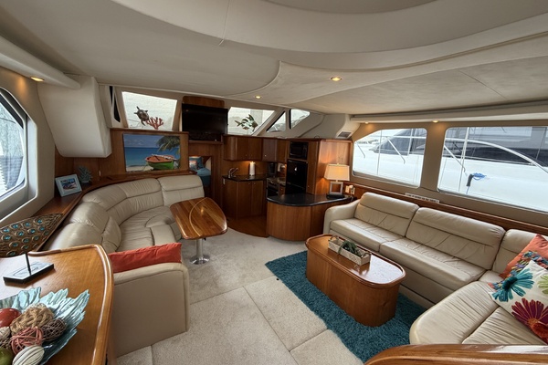 43ft Silverton Yacht For Sale