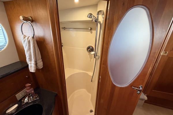43ft Silverton Yacht For Sale