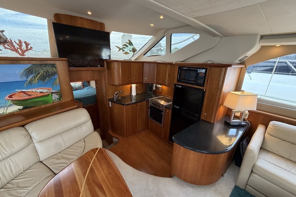 43ft Silverton Yacht For Sale