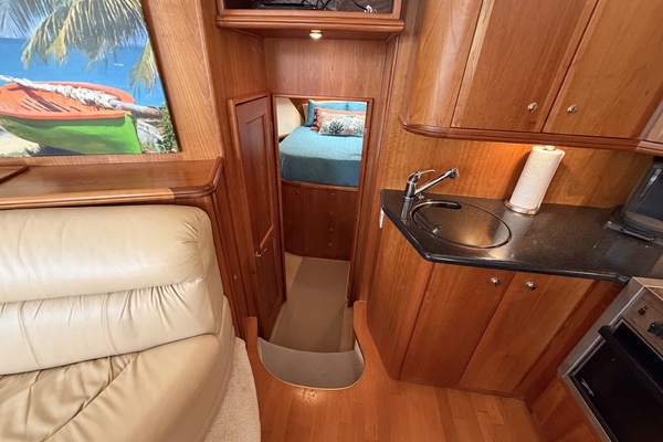 43ft Silverton Yacht For Sale