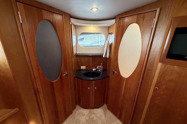 43ft Silverton Yacht For Sale