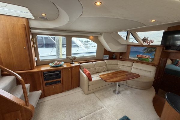 43ft Silverton Yacht For Sale