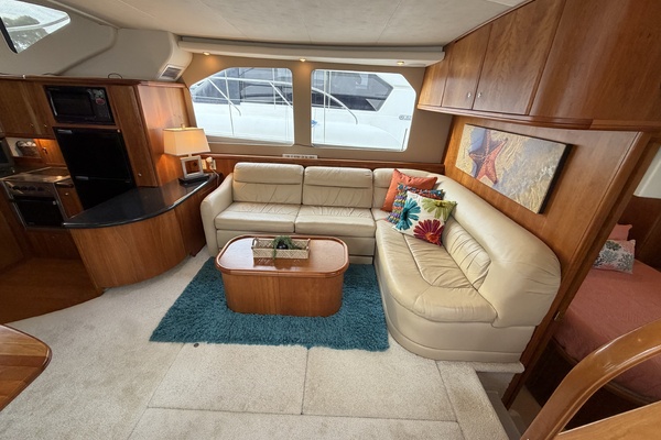 43ft Silverton Yacht For Sale