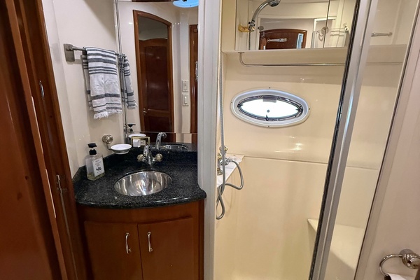 Slipaway 46ft Carver Yacht For Sale