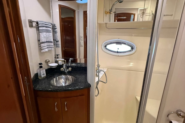 Carver  Yacht For Sale