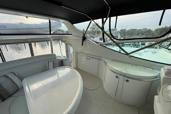Carver  Yacht For Sale
