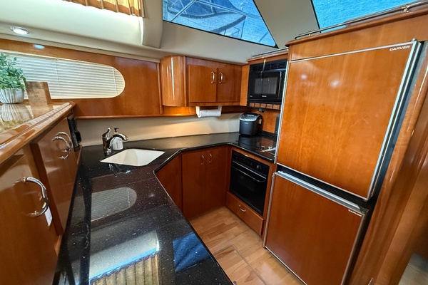 Slipaway 46ft Carver Yacht For Sale