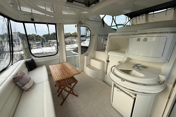 Carver  Yacht For Sale