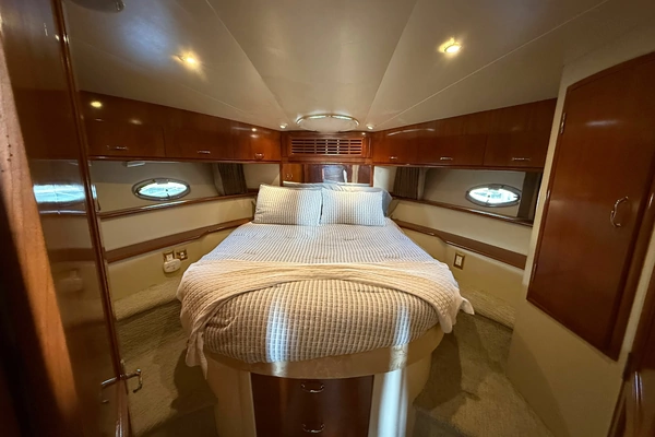 Carver  Yacht For Sale