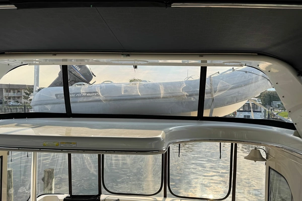 Carver  Yacht For Sale