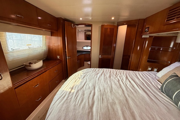 Slipaway 46ft Carver Yacht For Sale