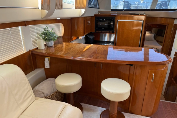 Carver  Yacht For Sale